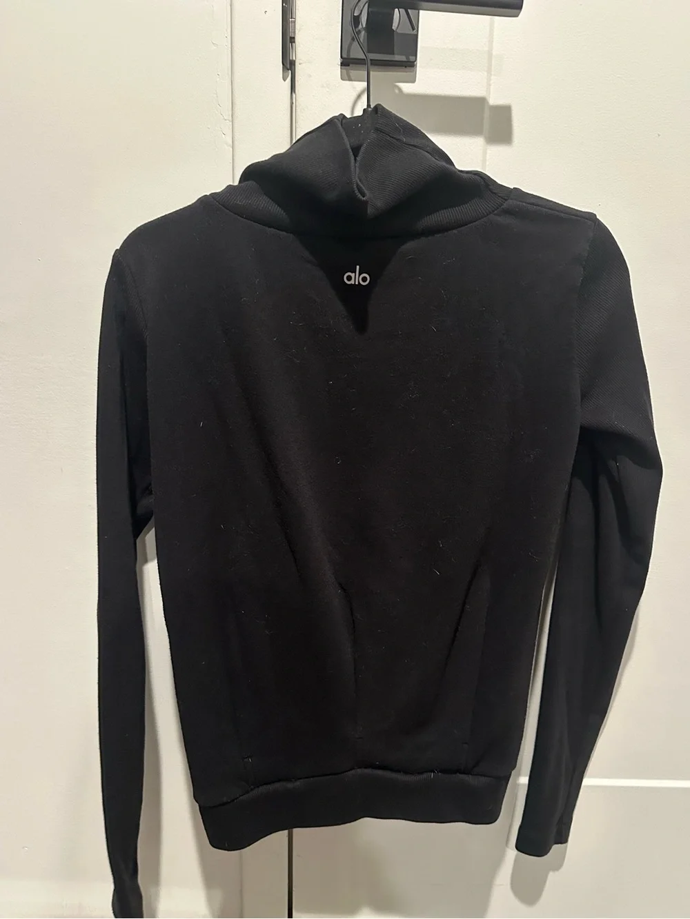 Alo sweatshirt